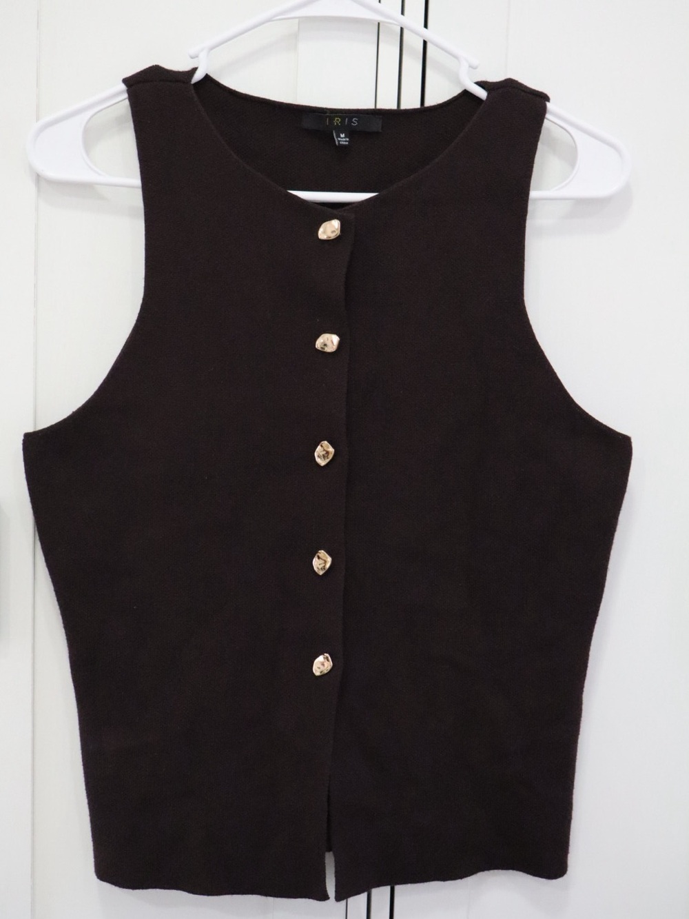 iris Dark Brown Sleeveless Button-Front Knit Tank